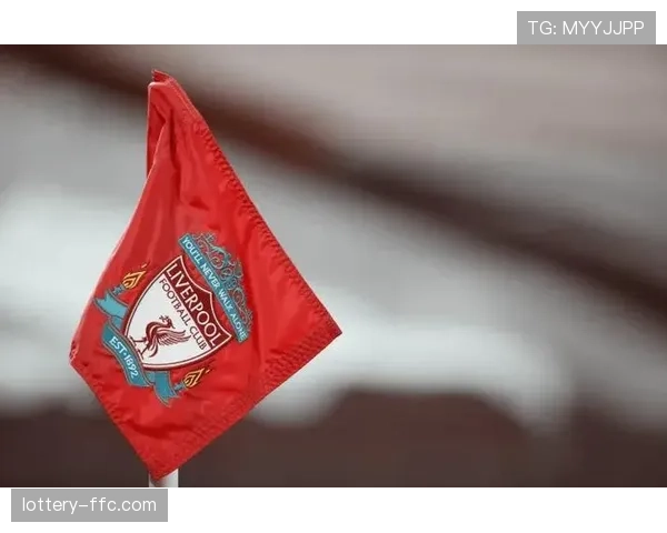 英国气象局发布预警，本周末多场英超比赛可能受暴雨影响